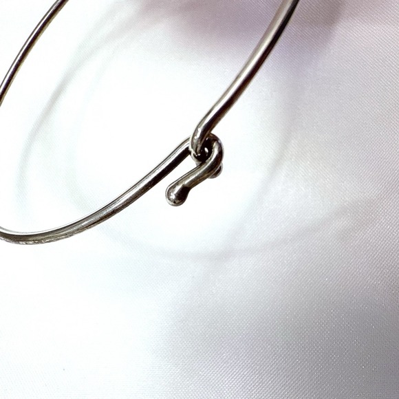 James Avery Hook On Bracelet Womens Large Sterling Silver Preppy Gift - Picture 4 of 7